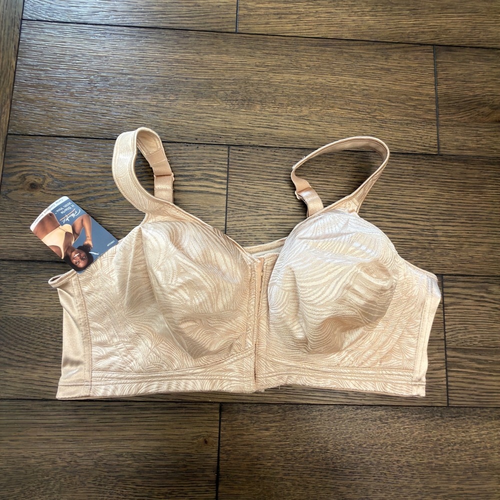 Playtex 18 Hour Front Close Bra 42D Nude Wireless Racerback E52E New With Tags